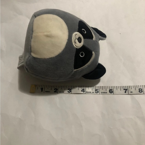 Squishmallows Kellytoy Racoon Plush - Picture 4 of 4